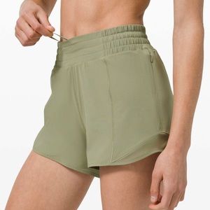 Lululemon Hotty Hot Shorts - 6